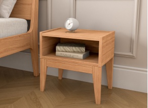 Comodino in legno massello GABRIEL - Faggio