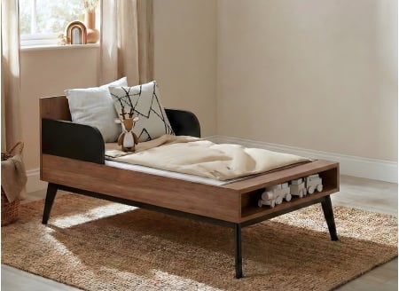 VINTAGE mitwachsendes Babybett 70x140 – Nussbaum