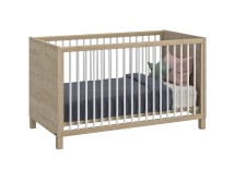 Lit bébé NINO Chêne/Blanc sur fond blanc