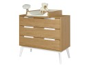 Commode 3 tiroirs VINTAGE en Blanc et Chêne avec plan à langer sur fond blanc