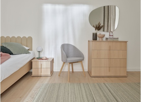 SINA 4-drawer Dresser - Light Oak