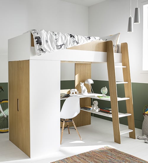lit mezzanine enfant bureau et armoire échelle inclinée bois naturel et blanc