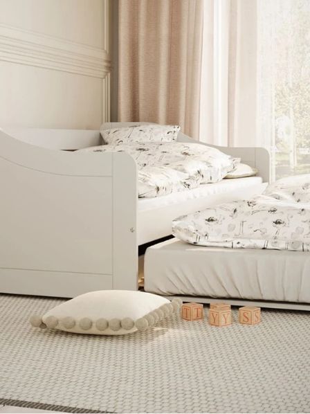 Wie gestaltet man ein modernes Zimmer mit einem skandinavischen Ausziehbett?