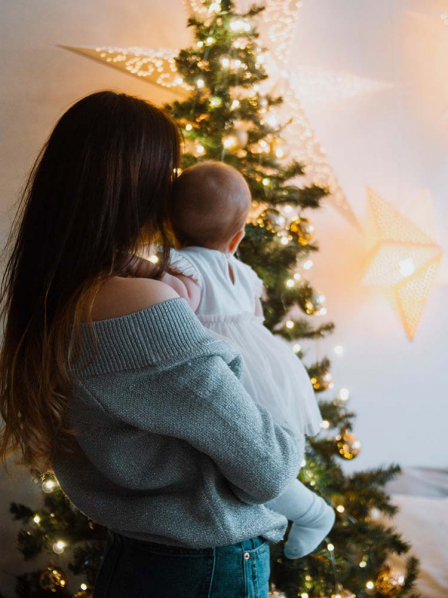 10 idées cadeaux pour le premier Noël de bébé