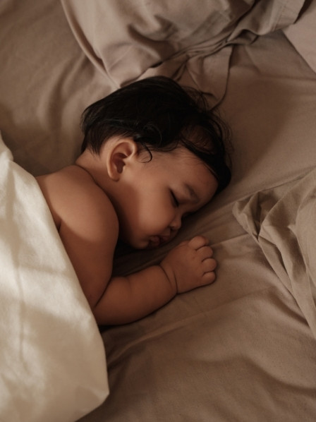 Rafraîchir chambre bébé : astuce température idéale