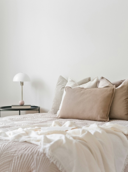 Comment éclairer une chambre sans faute de goûts ? Créez une ambiance douce