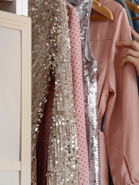 La guida completa per riordinare il proprio dressing in 4 fasi